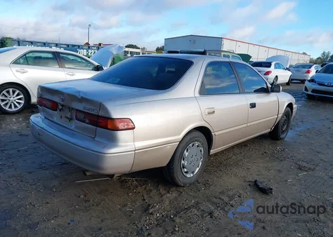 1997 Toyota Camry Le из США, поврежденный, VIN 4T1BG22K7VU816018